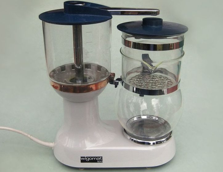 Drip coffee machine