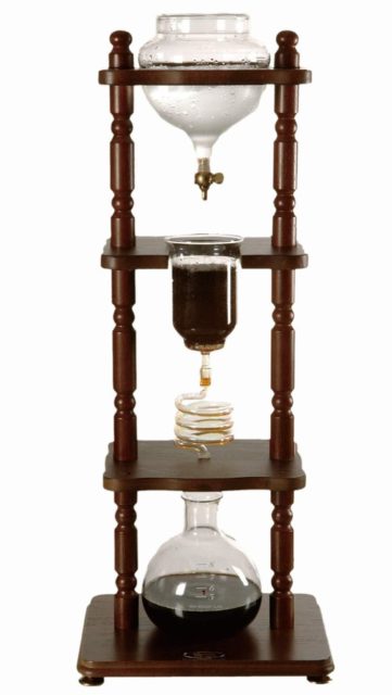 Yama cold drip coffee maker